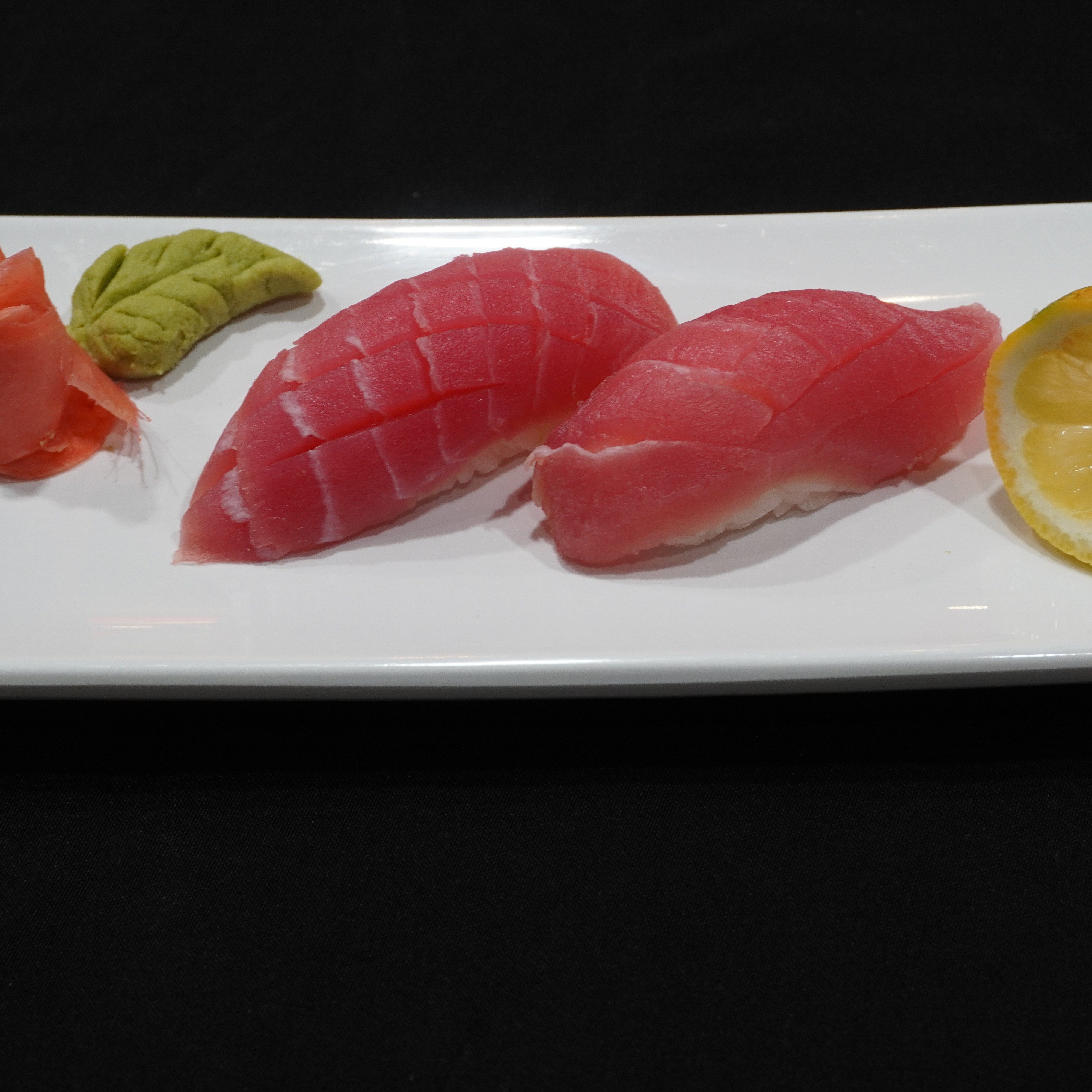 Maquro Nigiri.